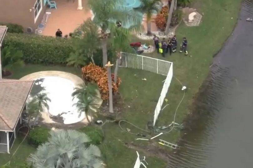 AQSHda gumanitar yuk ortilgan samolyot qulab tushdi (video)